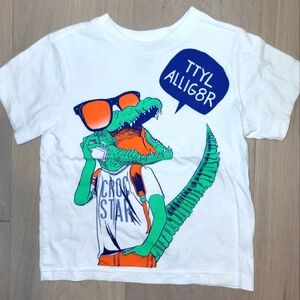 Children's place white t-shirt with Alligator print size XS / 4